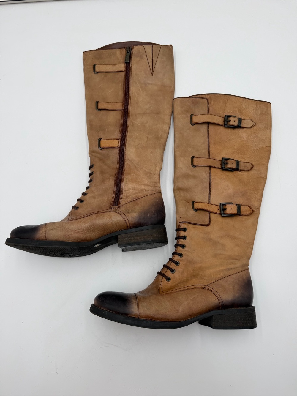 VINCE CAMUTO Women's FIVVY Riding Boots Rare Coloration Distressed Style Tall 8M